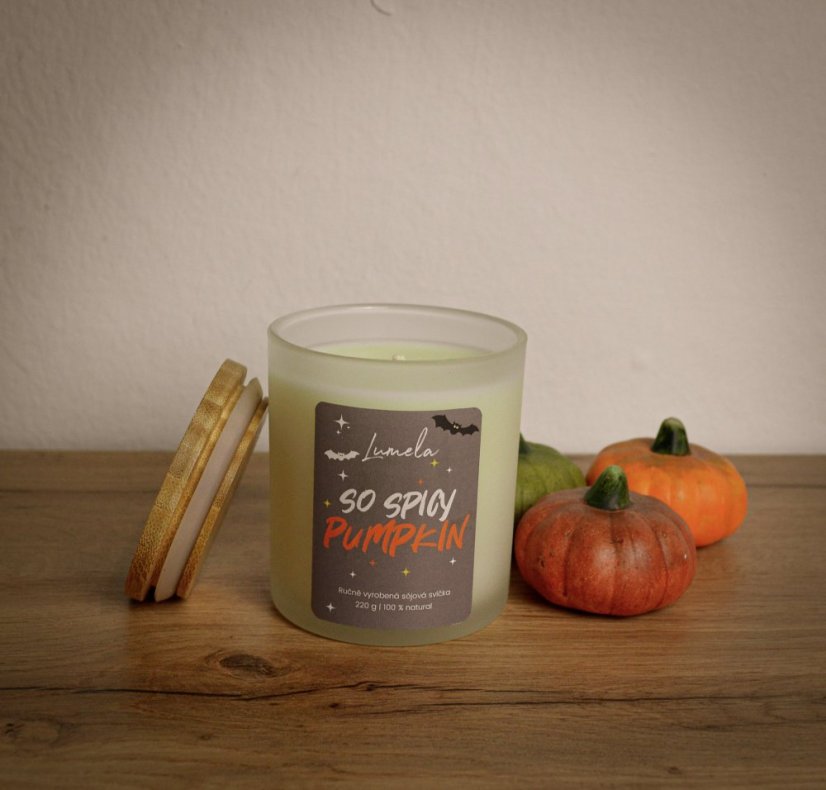 Sójová svíčka So Spicy Pumpkin 300 ml - Gravírování na víčko: Ano - Text napište do poznámky objednávky