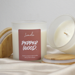 Sójová svíčka Pepper Wood 300 ml